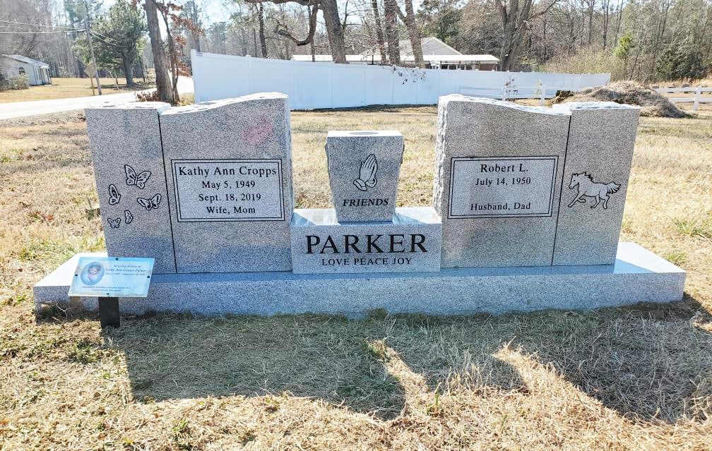 SD206 Upright Cemetery Headstone